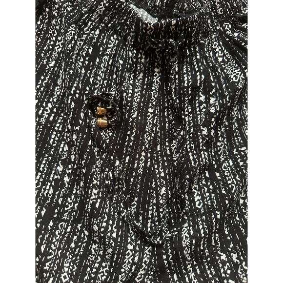 NWT City Chic Scoop Print Shorts Black White XL Women's Plus Size 22 Beachy - Picture 5 of 13